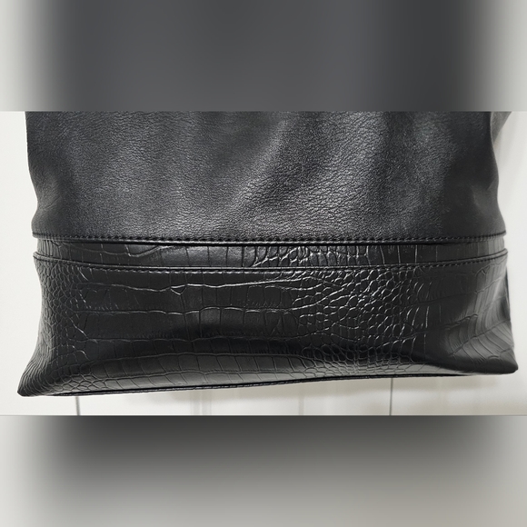 *Simply Vera Purse* - Picture 4 of 16